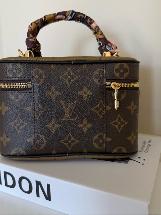 Brown luxury monogram mini bag #handbag #luxury #vanity - Picture 5 of 5